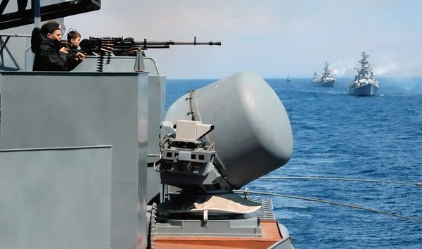 The ships of the Russian Pacific Fleet are starting naval battle practice - Sputnik International