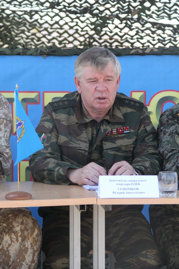 Collective Security Treaty Organization (CSTO) Deputy Secretary General Valery Semerikov said that Afghan drug industry poses a major threat to international security, and this must be admitted by the United Nations. - Sputnik International