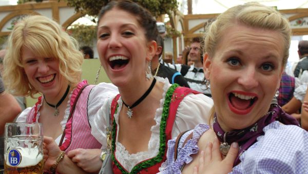 Let Drinking Commence: Oktoberfest Starts in Munich on Saturday - Sputnik International