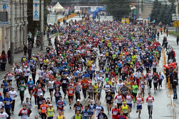 Russian Runners Hit the Streets for National Day of Running 2014 - Sputnik International