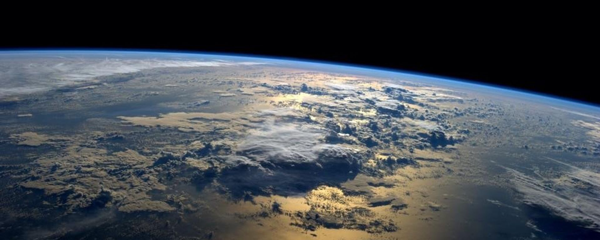 Earth from space. Image by NASA. - Sputnik International, 1920, 14.05.2024