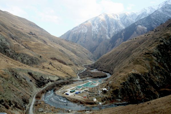 Gems of Chechnya: Brick by Brick, Mountainous Republic Rebuilds and Hopes Return Gems of Chechnya: Brick by Brick, Mountainous Republic Rebuilds and Hopes Return - Sputnik International