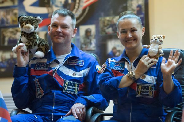 Russian Yelena Serova Becomes First Female Astronaut in 17 Years to Arrive at ISS - Sputnik International