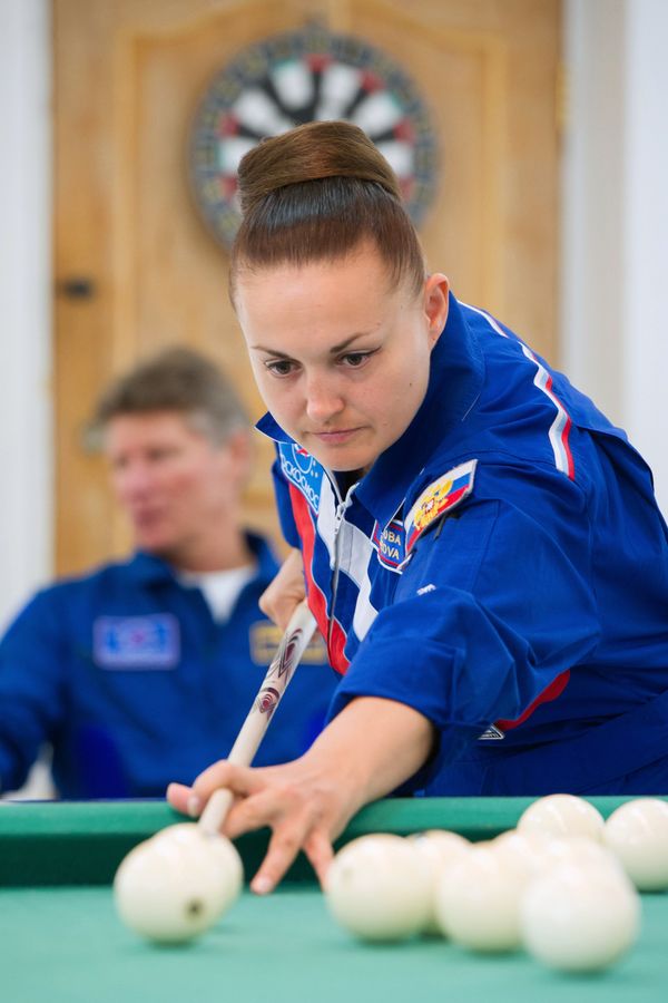 Russian Yelena Serova Becomes First Female Astronaut in 17 Years to Arrive at ISS - Sputnik International