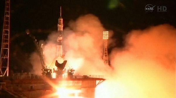 “Soyuz” Flight Towards ISS: Farewell to Astronauts and Spacecraft Blast Off - Sputnik International