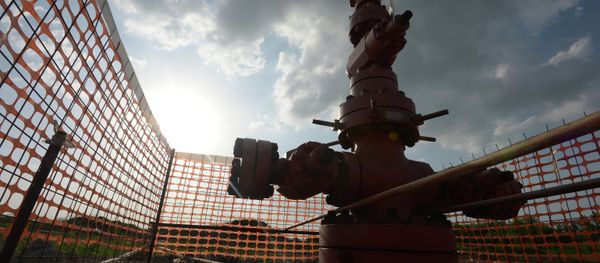The borehole of shale gas mining The borehole of shale gas mining - Sputnik International