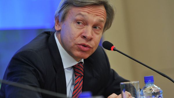 Western sanctions against Russia as well as low growth rates and the possible exit of Greece from the eurozone pose significant risks to the European Union (EU), a senior Russian lawmaker said Monday. - Sputnik International