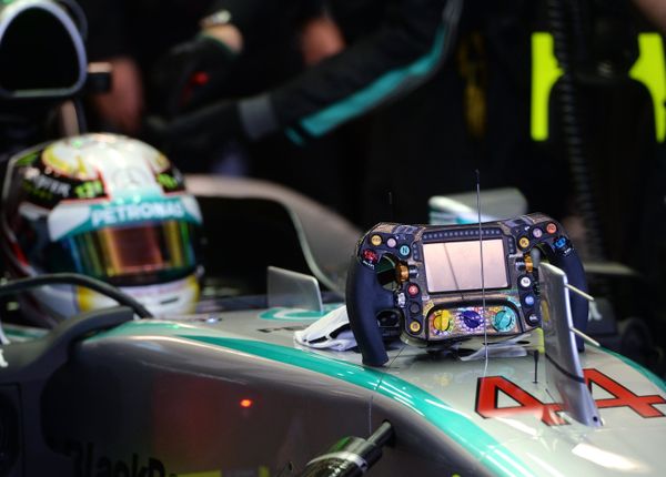 Fast and Furious: 2014 Formula 1 Russian Grand Prix Practice Session Fast and Furious: 2014 Formula 1 Russian Grand Prix Practice Session - Sputnik International