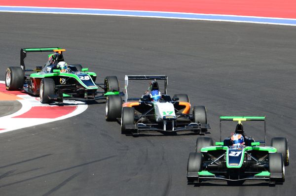 The 2014 Russian Grand Prix, running over 53 laps, or 309.745 kilometers (192.475 miles), is currently taking place in the southern resort city of Sochi - Sputnik International