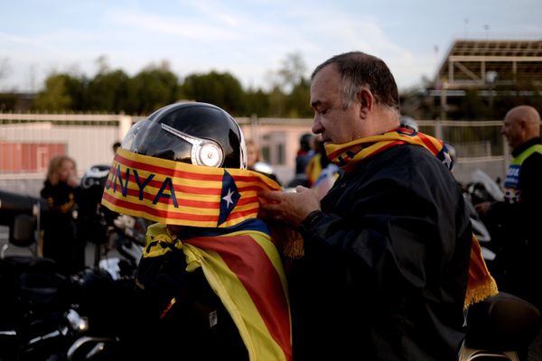 V is for Vote: A Rally in Barcelona to Support Catalonia's Independence V is for Vote: A Rally in Barcelona to Support Catalonia's Independence - Sputnik International