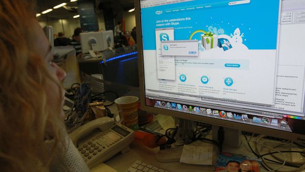Multinational software and electronic corporation Microsoft has decided to transfer Russian Skype developers from Moscow to headquarters in Prague and other cities worldwide, PR-manager at Microsoft Russia, Kristina Davydova told RIA Novosti on Monday. - Sputnik International