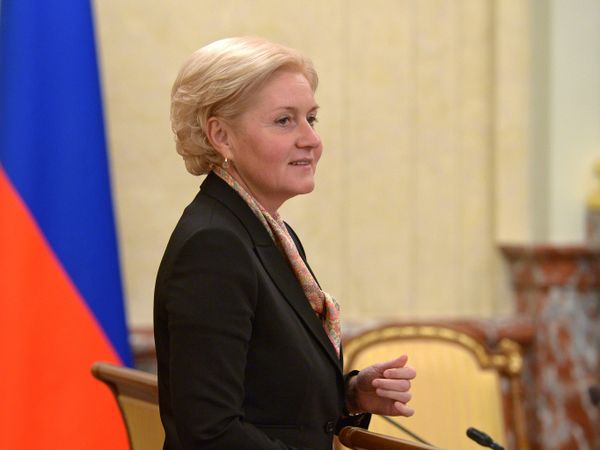 Russia’s Deputy Prime Minister for Social Affairs Olga Golodets says that the number of orphan children in Russia went down to 93,000 in 2014 down from 119,000 orphans two years ago. - Sputnik International