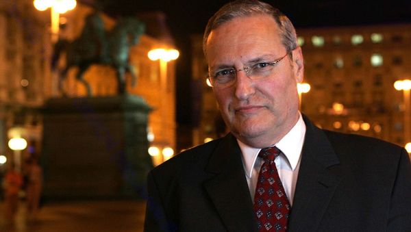 Director of the Simon Wiesenthal Center Dr. Efraim Zuroff condemns attemts to rehabilitate Nazism and linken it to communism. - Sputnik International