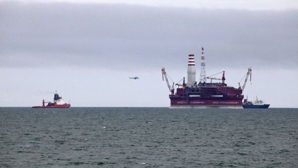 Russia's Federal Agency for Subsoil Use, Rosnedra, has suggested that energy giants Rosneft and Gazprom cooperate on the development of technologies for oil and gas exploration in the Arctic Shelf, the agency's deputy head Orest Kasparov said Thursday. - Sputnik International