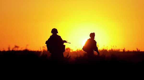 For domestic political reasons US ground troops are not practical or an option, so security contractors, as they are not 'troops,' are usable, former marine captain said - Sputnik International