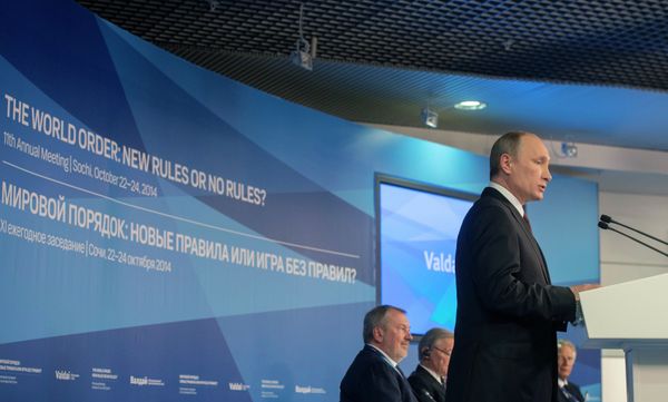 Russian President Vladimir Putin attends the wrap-up session of the 11th Meeting of the Valdai Discussion Club in Sochi on October 24, 2014. Russian President Vladimir Putin attends the wrap-up session of the 11th Meeting of the Valdai Discussion Club in Sochi on October 24, 2014. - Sputnik International
