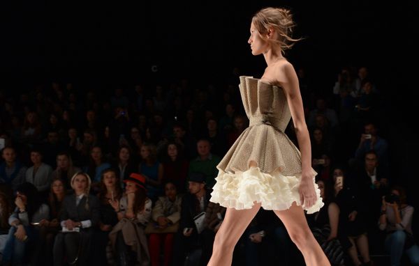 Haute Couture in Moscow: Mercedes-Benz Fashion Week Russia Haute Couture in Moscow: Mercedes-Benz Fashion Week Russia - Sputnik International
