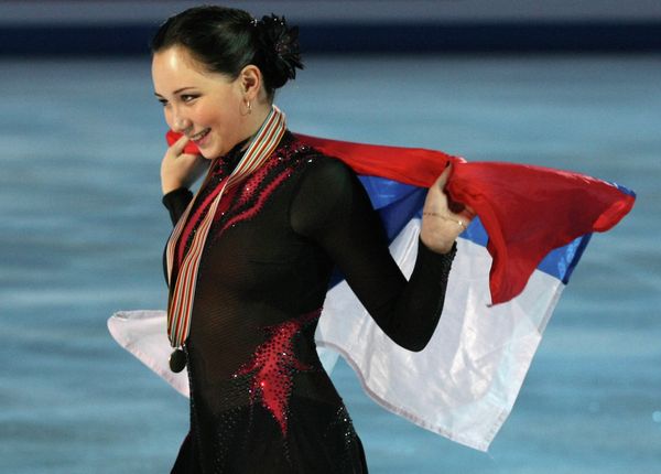 Russia's Elizaveta Tuktamysheva, third place winner of the ladies competition at the European Figure Skating Championships in Zagreb, at the awarding ceremony. - Sputnik International